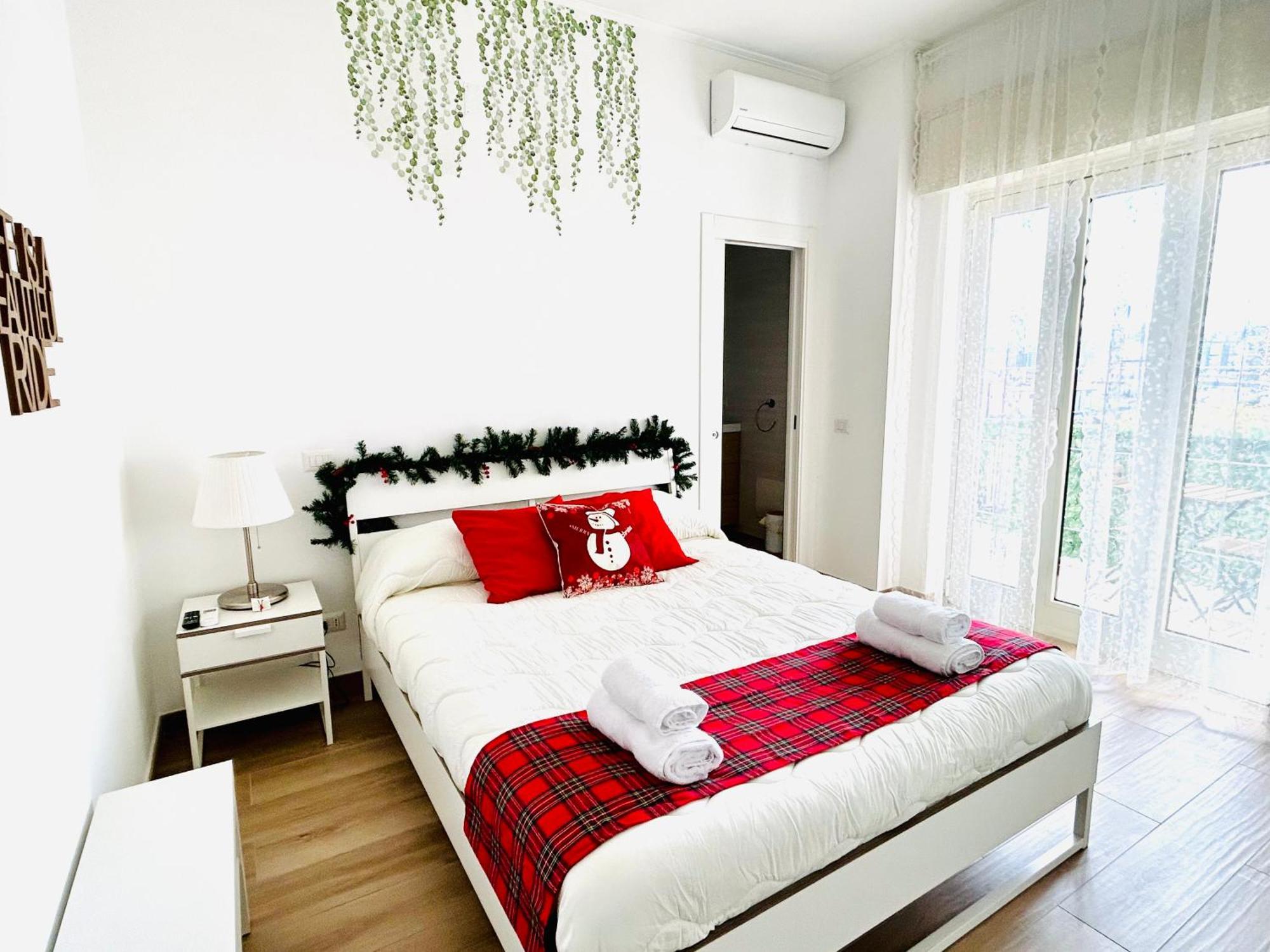 Vivina_081 Hotel เนเปิลส์ ภายนอก รูปภาพ