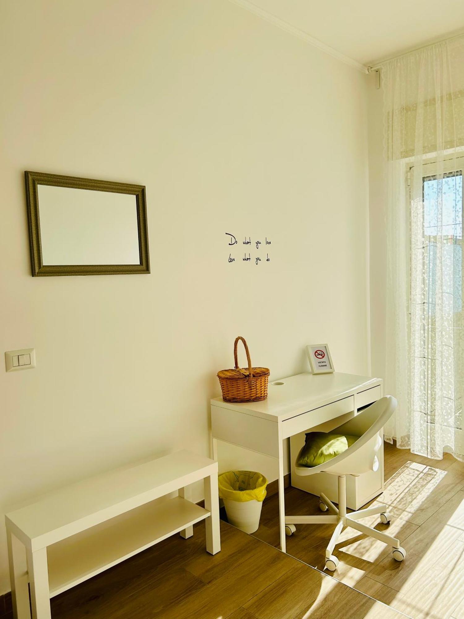 Vivina_081 Hotel เนเปิลส์ ภายนอก รูปภาพ